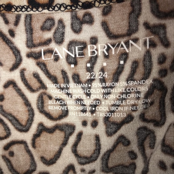 Plus size shirt - Picture 6 of 6